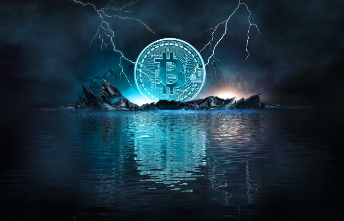 Bitcoin is like water: it can flow or it can collapse